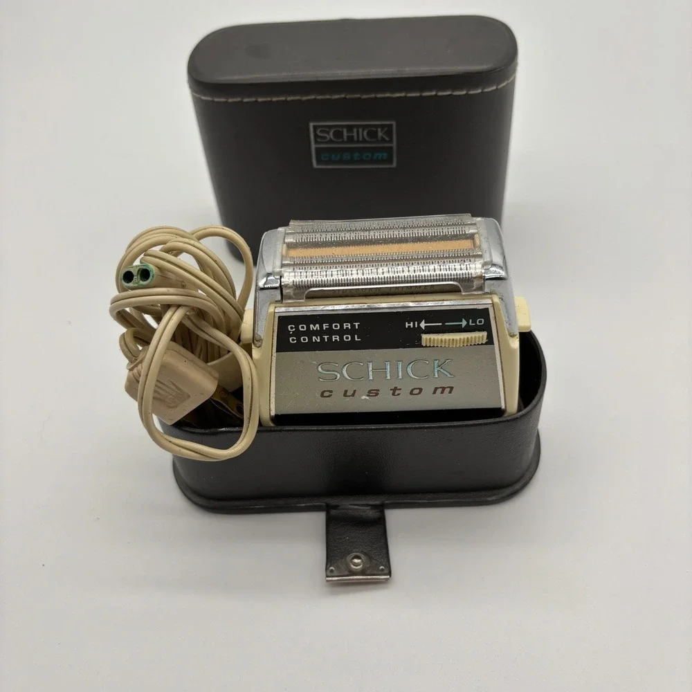 Vintage Schick Custom Electric Shaver Comfort Control with‎ Case Cord